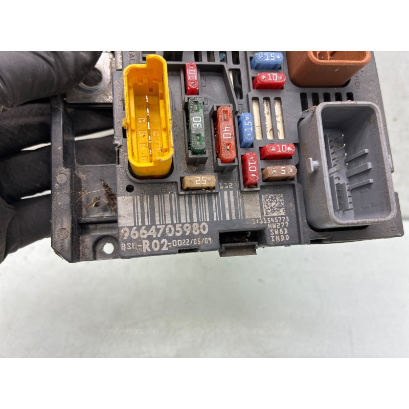 Boitier servitude moteur (BSM) PEUGEOT 3008 1 Photo n°3