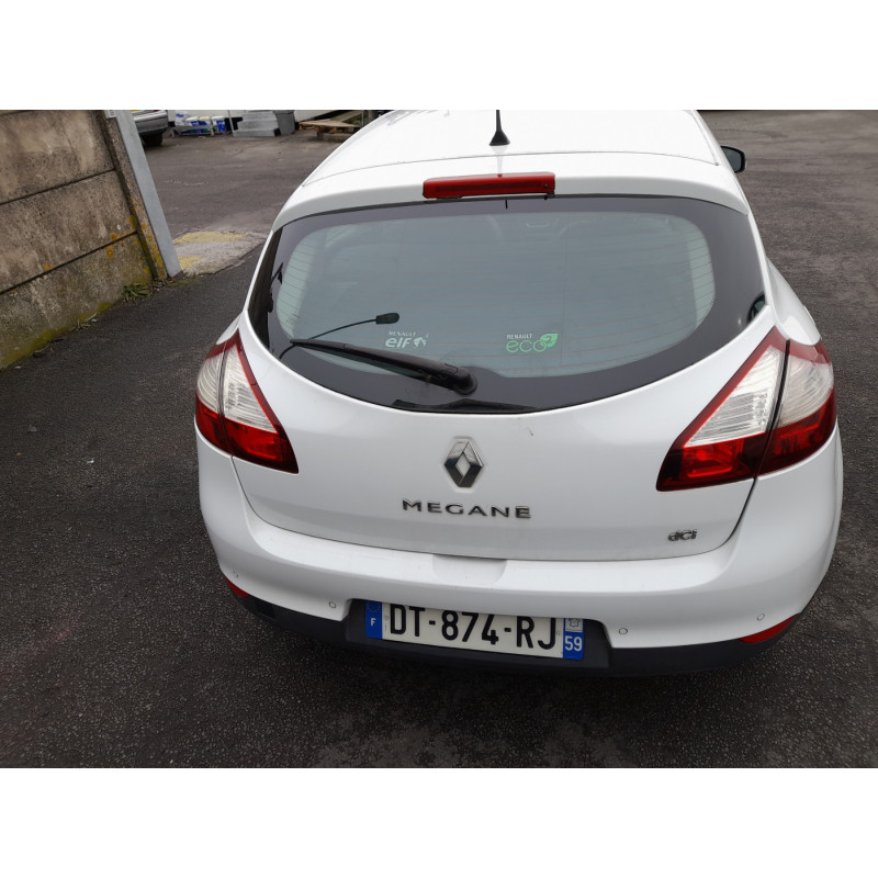 Pretensionneur de ceinture avant droit RENAULT MEGANE 3 Photo n°10