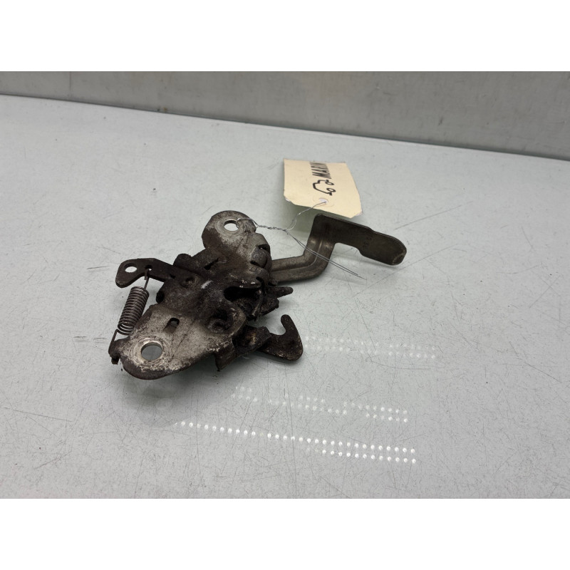 Fermeture de capot PEUGEOT 308 1 SW Photo n°1