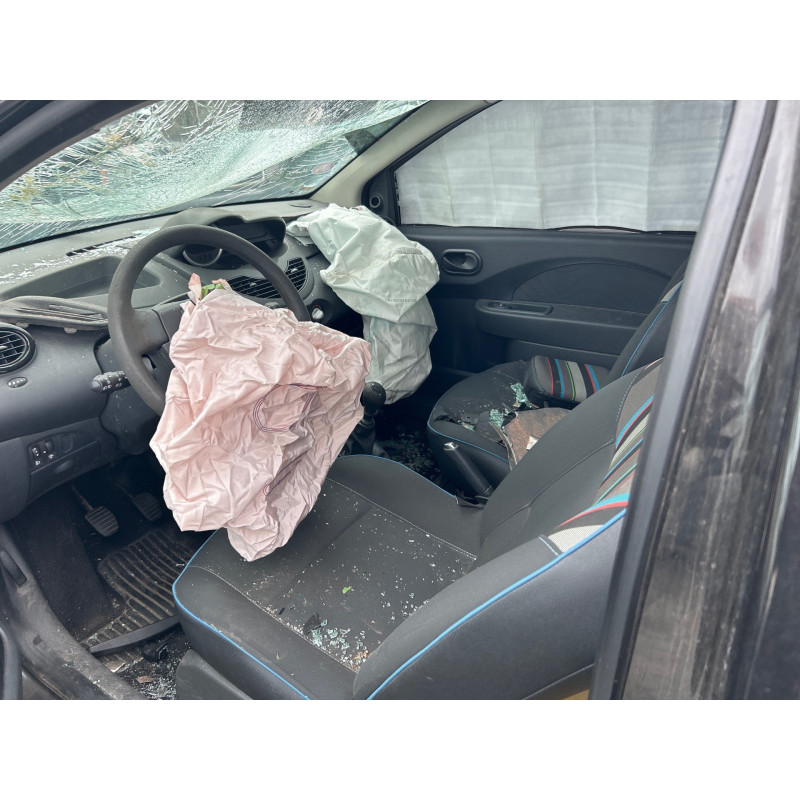 Boitier filtre a air RENAULT TWINGO 2 Photo n°8