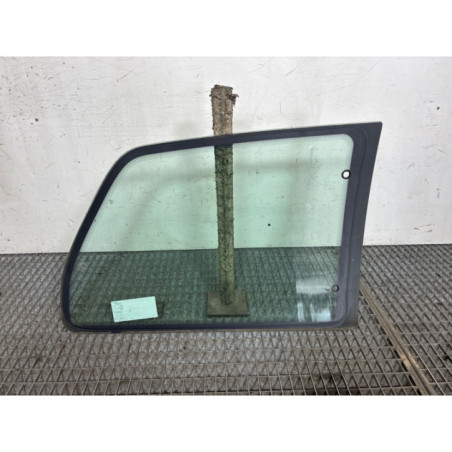 Custode arriere gauche PEUGEOT 106 Photo n°1