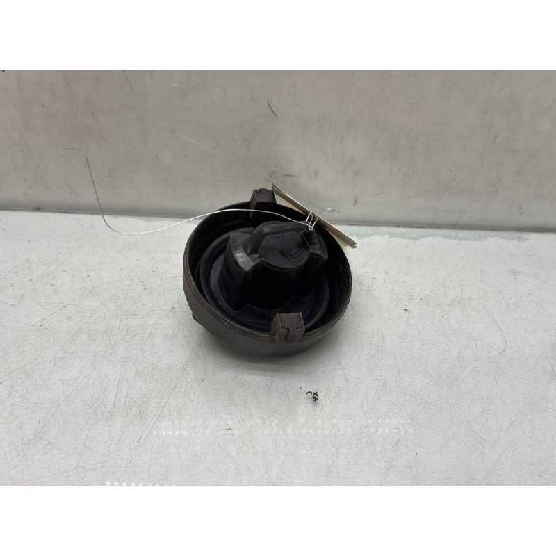 Bouchon de carburant PEUGEOT 607 Photo n°3