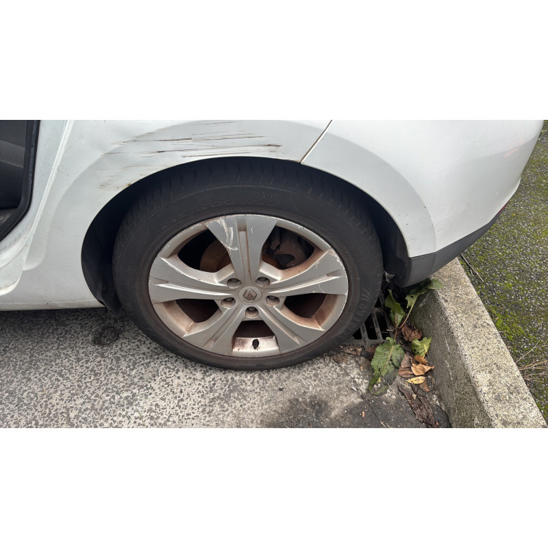 Custode arriere droit (porte) RENAULT MEGANE 3 Photo n°19