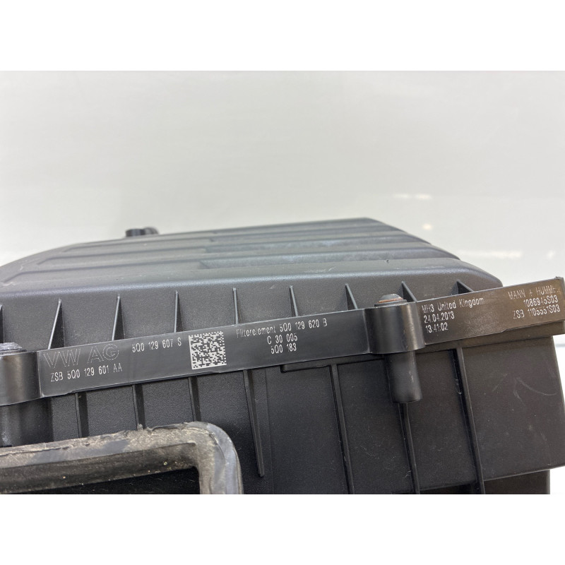 Boitier filtre a air VOLKSWAGEN GOLF 7 Photo n°3