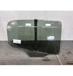 Vitre arriere droit PEUGEOT 207