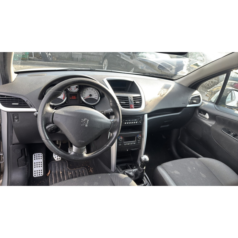 Vitre arriere gauche PEUGEOT 207 Photo n°16
