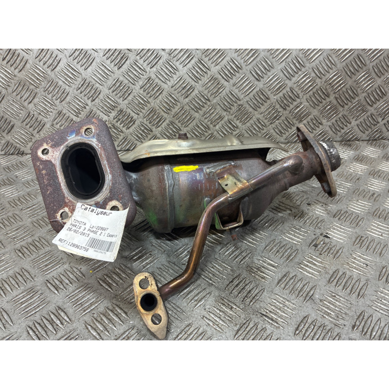 Catalyseur (echappement) TOYOTA YARIS 3 Photo n°3