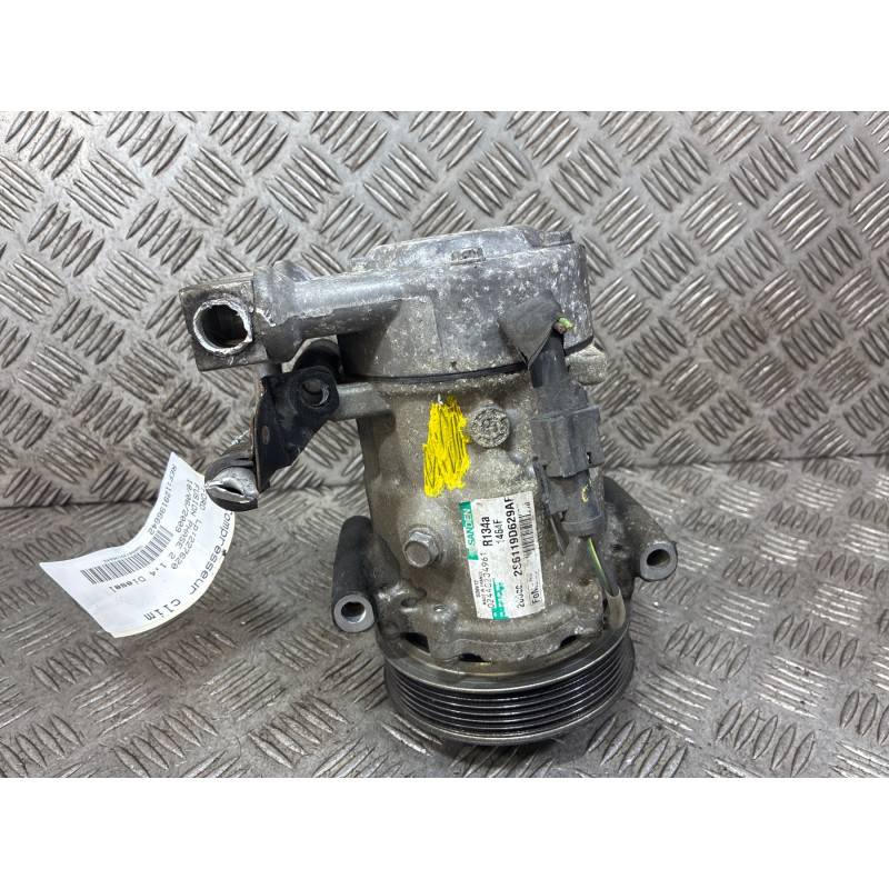 Compresseur clim FORD FUSION Photo n°4