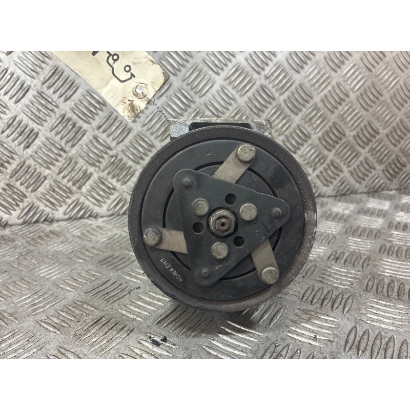 Compresseur clim CITROEN C4 1 Photo n°4