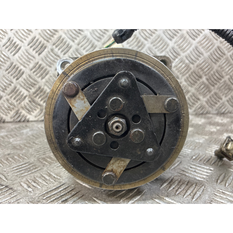 Compresseur clim CITROEN XSARA Photo n°4