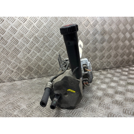 Pompe de direction PEUGEOT 308 1