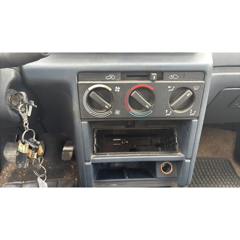 Serrure arriere gauche PEUGEOT 405 Photo n°20