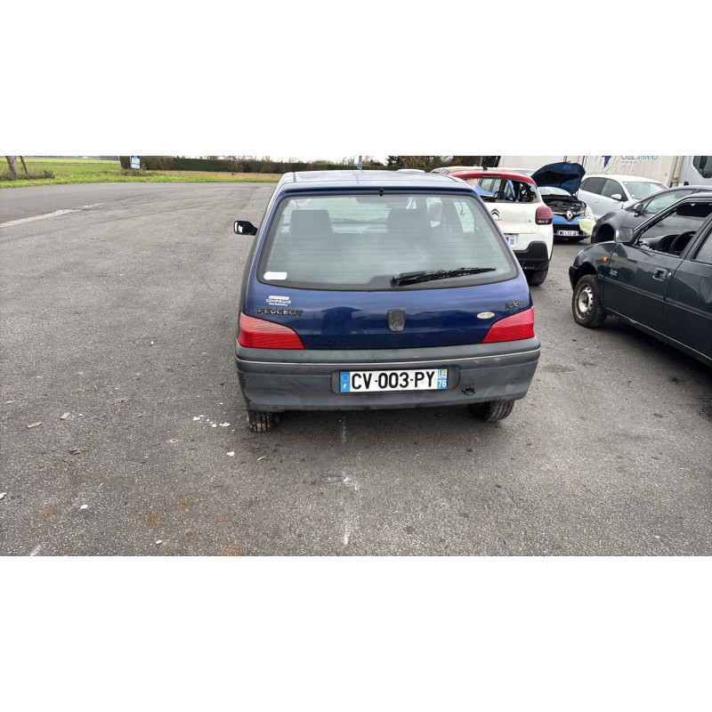 Serrure avant gauche PEUGEOT 106 Photo n°8