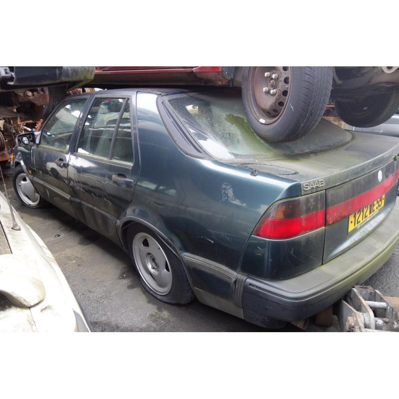 Compresseur clim SAAB 9000 Photo n°7