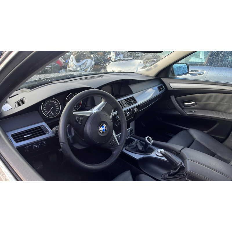 Pompe de direction BMW SERIE 5 E60 Photo n°13