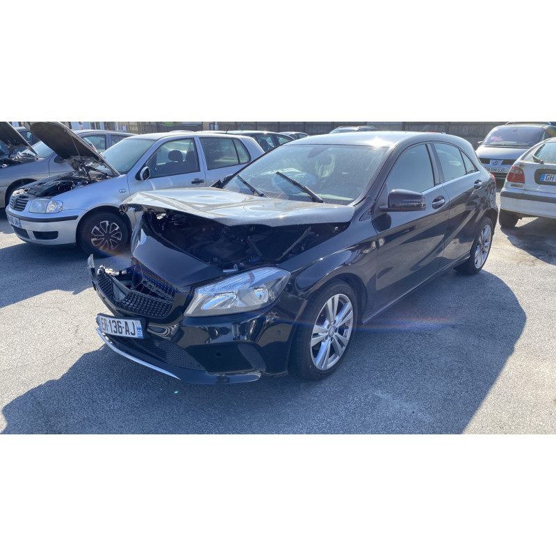 Vitre arriere droit MERCEDES CLASSE A 176 Photo n°5