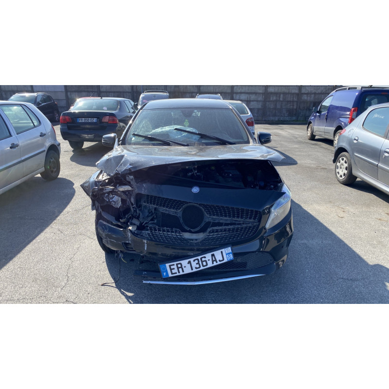 Vitre arriere droit MERCEDES CLASSE A 176 Photo n°13