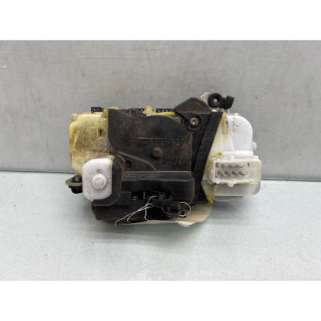 Serrure avant droit PEUGEOT 607