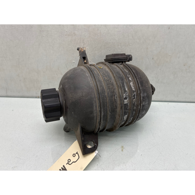 Vase d'expansion PEUGEOT 607 Photo n°4