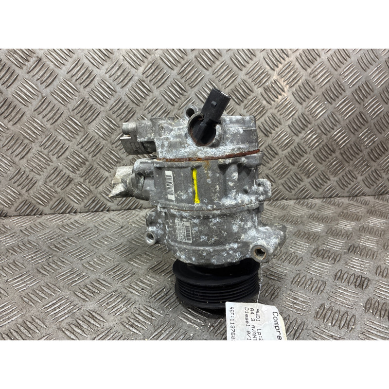 Compresseur clim AUDI A4 3 Photo n°3
