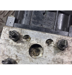 Bloc ABS (freins anti-blocage) TOYOTA YARIS 1