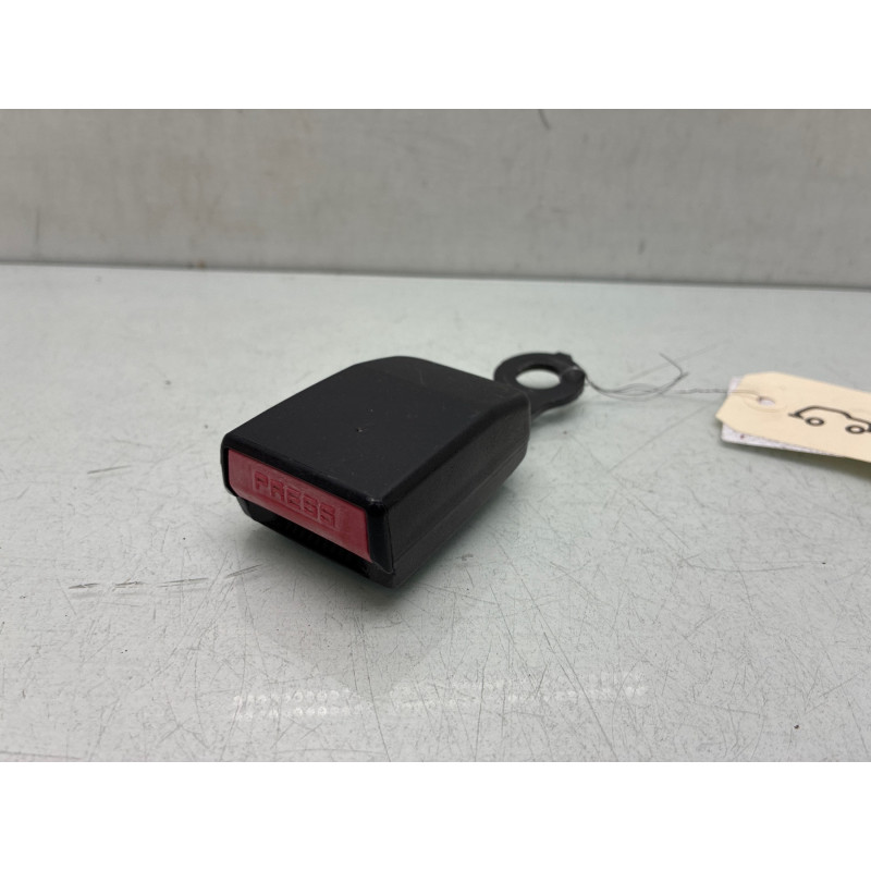 Attache ceinture avant droit DACIA DUSTER 1 Photo n°1