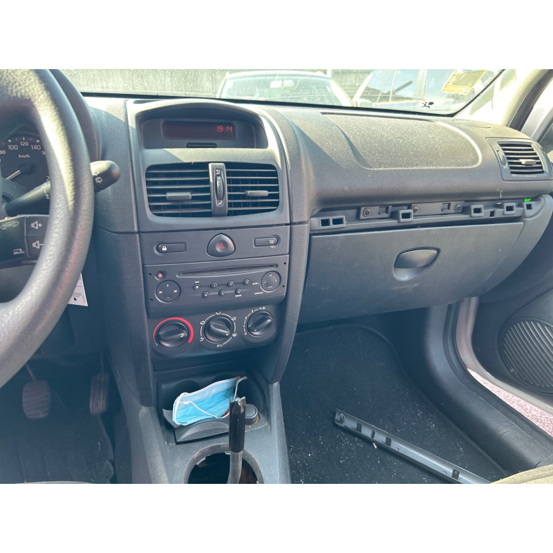 Autoradio d'origine RENAULT CLIO 2 CAMPUS Photo n°5