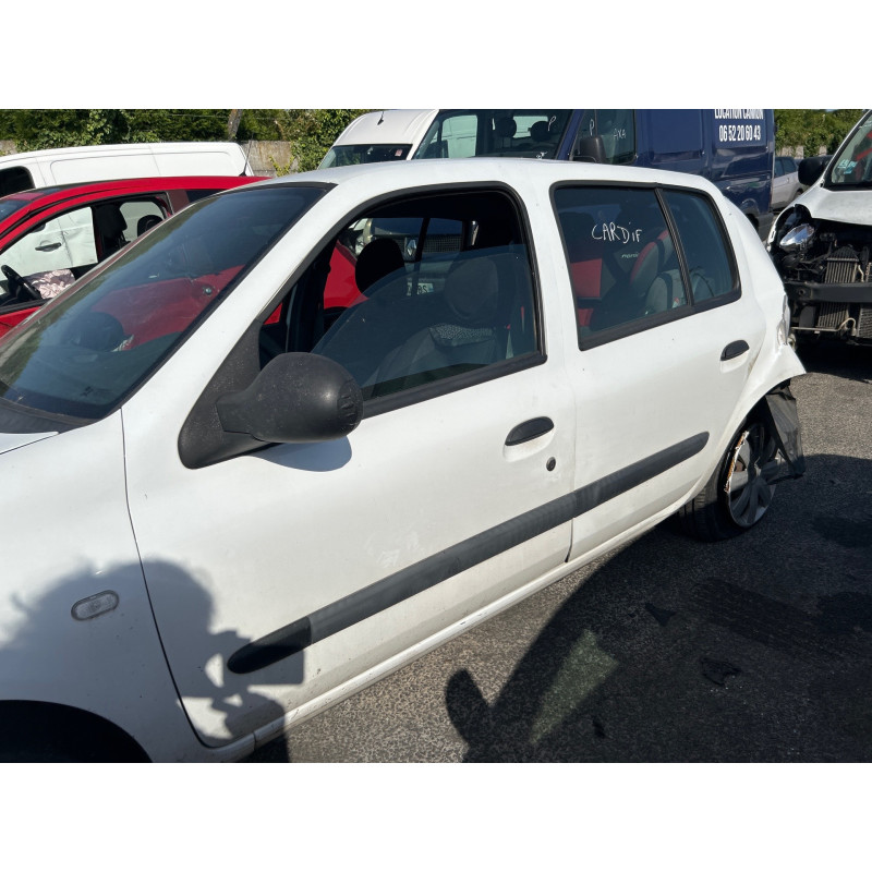 Autoradio d'origine RENAULT CLIO 2 CAMPUS Photo n°11