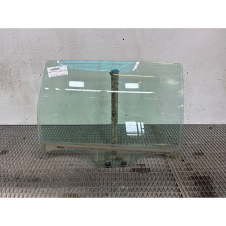 Vitre arriere droit DACIA LODGY Photo n°1