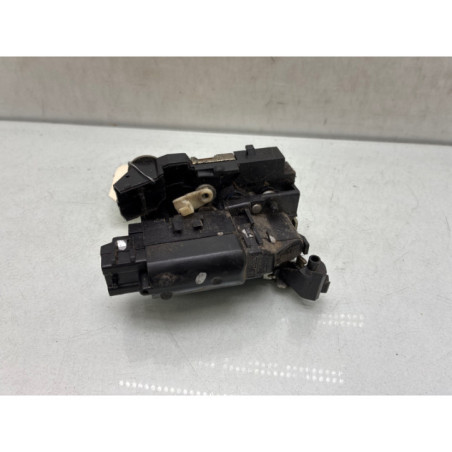 Serrure avant droit DACIA LODGY