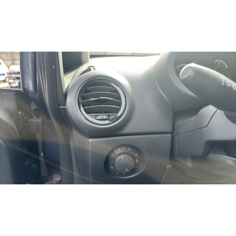 Renfort pare choc arriere (traverse) OPEL CORSA D Photo n°19