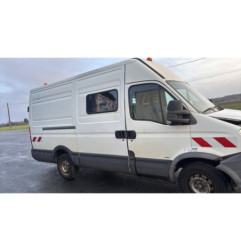Porte avant gauche IVECO DAILY 4