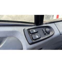 Porte avant gauche IVECO DAILY 4