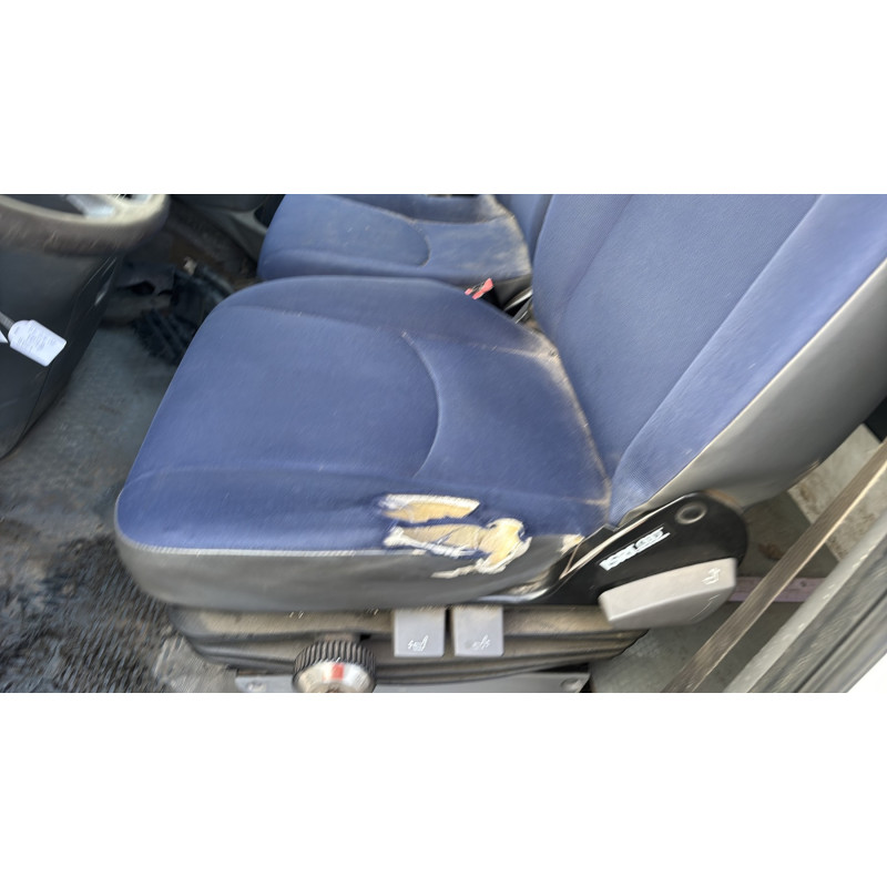 Porte avant gauche IVECO DAILY 4 Photo n°17