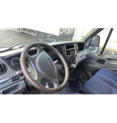 Porte avant gauche IVECO DAILY 4