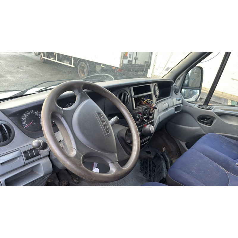 Porte avant gauche IVECO DAILY 4 Photo n°18
