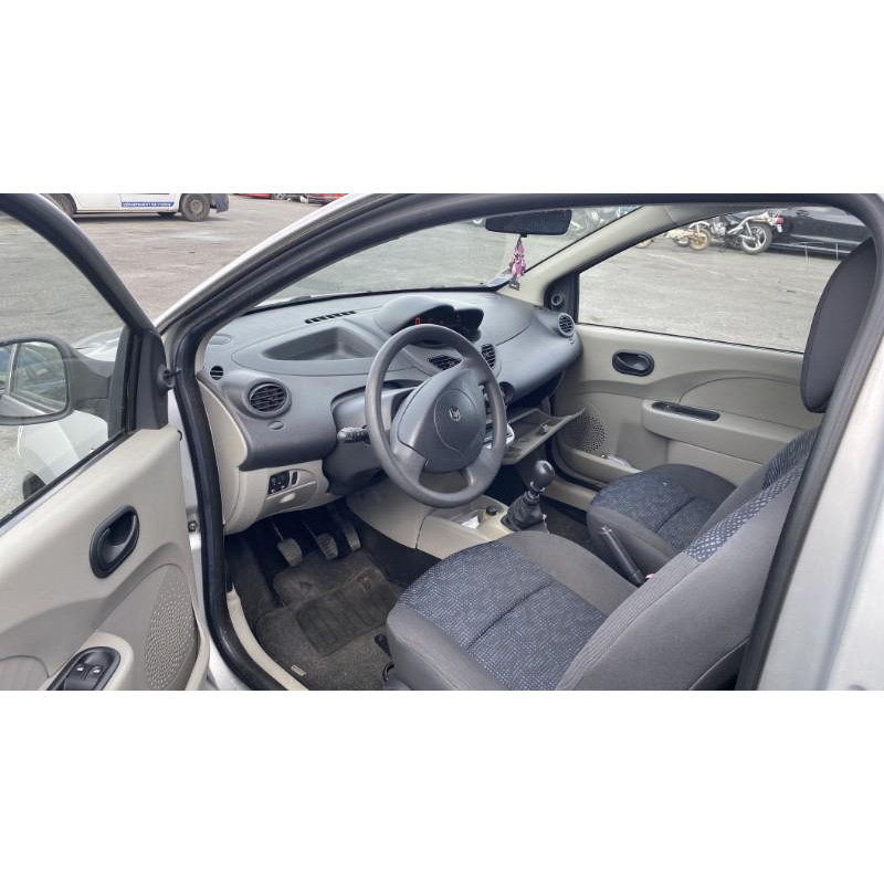 Capot RENAULT TWINGO 2 Photo n°8