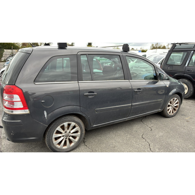 Renfort pare choc arriere (traverse) OPEL ZAFIRA B Photo n°9