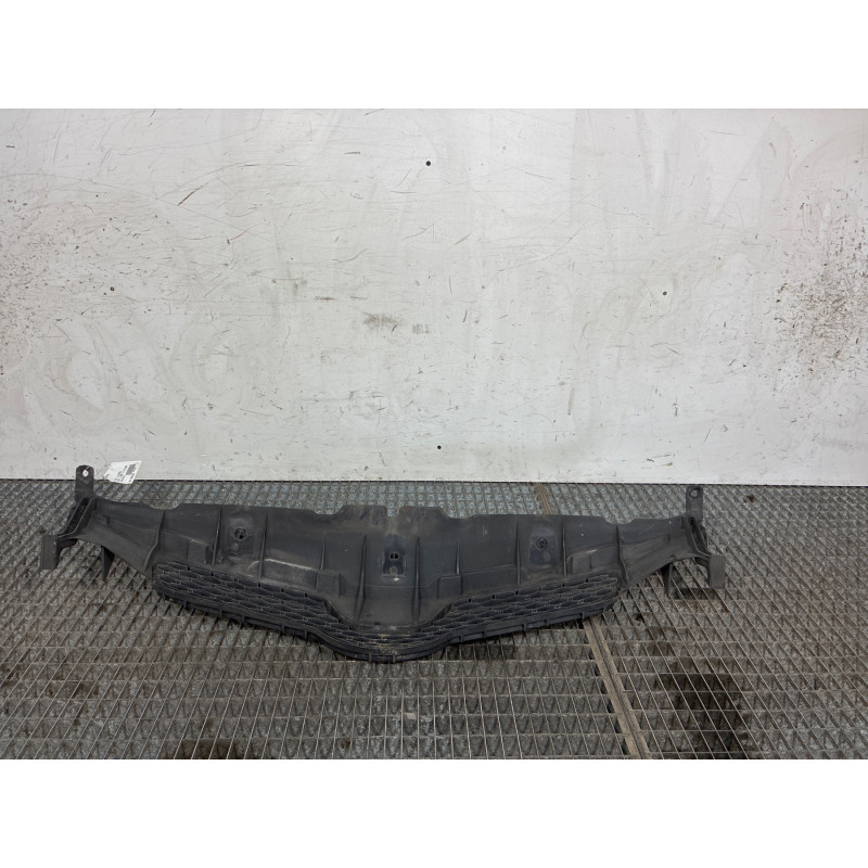 Calandre TOYOTA AURIS 1 Photo n°4