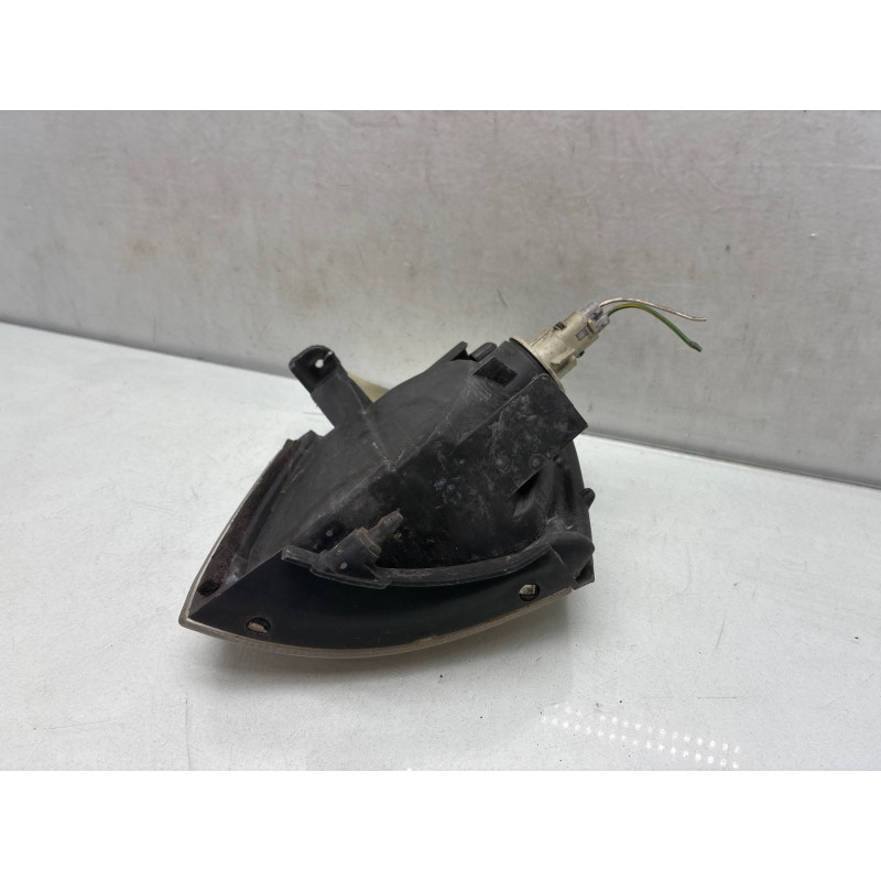 Optique avant secondaire droit (feux)(clignotant) TOYOTA STARLET 2 Photo n°2