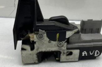 Serrure avant droit PEUGEOT 307