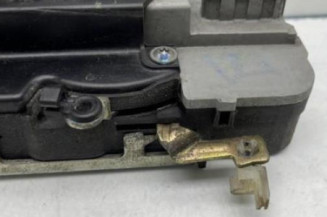 Serrure avant gauche PEUGEOT 307