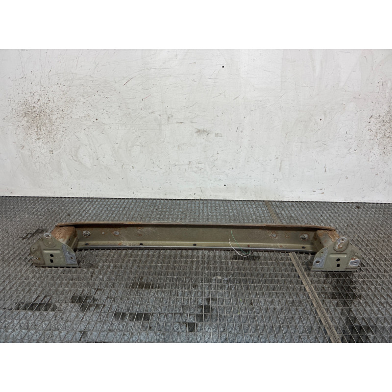 Renfort pare choc arriere (traverse) TOYOTA YARIS 3 Photo n°1