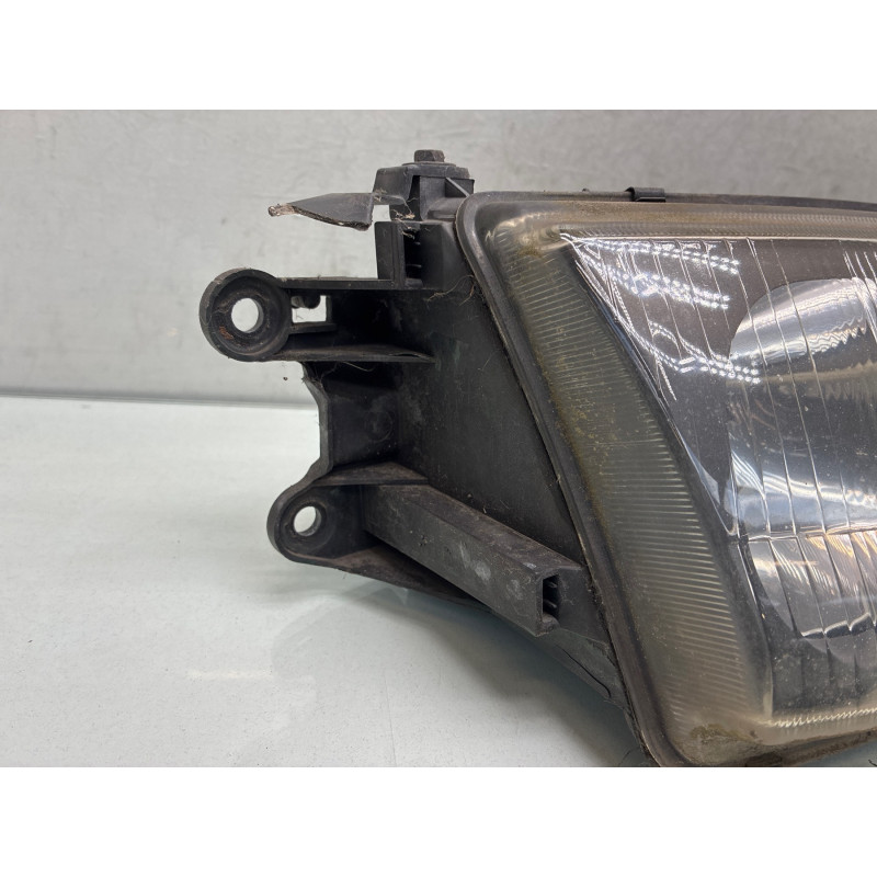 Optique avant principal droit (feux)(phare) MAZDA 626 4 Photo n°1