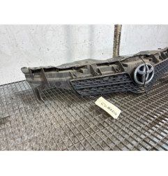 Calandre TOYOTA AURIS 1