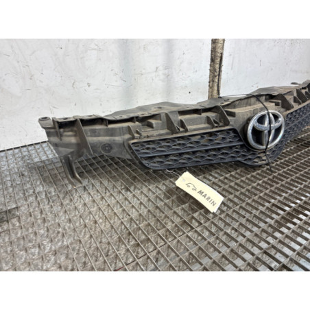 Calandre TOYOTA AURIS 1