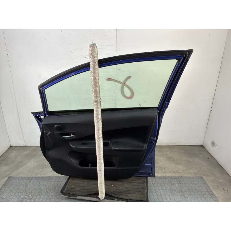 Porte avant droit TOYOTA VERSO-S Photo n°2