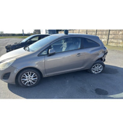Feu arriere stop central OPEL CORSA D