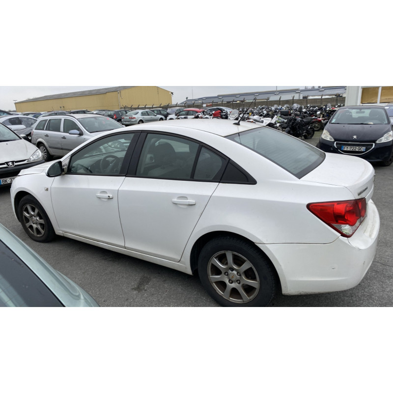 Renfort pare choc arriere (traverse) CHEVROLET CRUZE Photo n°10