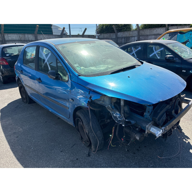 Feu arriere stop central PEUGEOT 307 Photo n°6